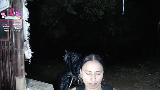 esmeralda_li live sex cam