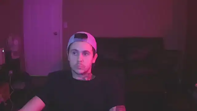 skateboardskate's cam snapshot