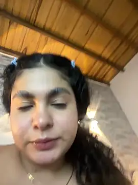 Yassy_vazquez live sex cam