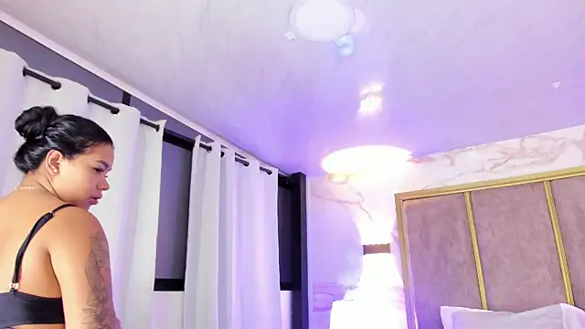 Liaevans__'s cam snapshot