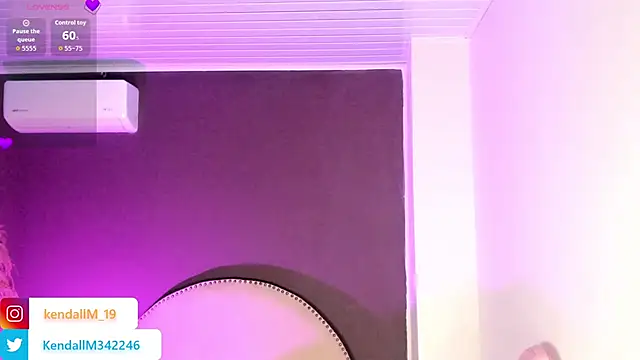 _Kendall_19's cam snapshot