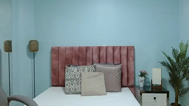 sophia_hadid's cam snapshot