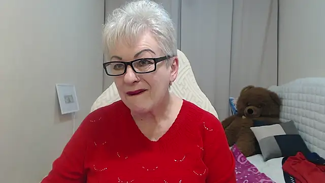 KayleSmoll's cam snapshot