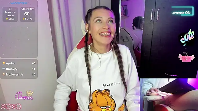 sweetlittlelisa's cam snapshot