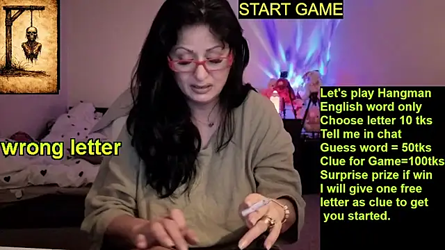 SexyAndBadGirl's cam snapshot