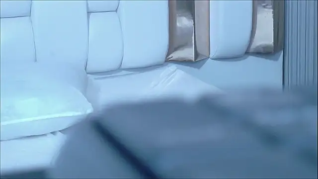 cutepetitee's cam snapshot