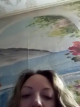 KattyLuuu's cam snapshot