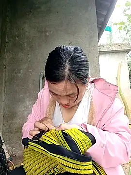 Chaomay_k9's cam snapshot