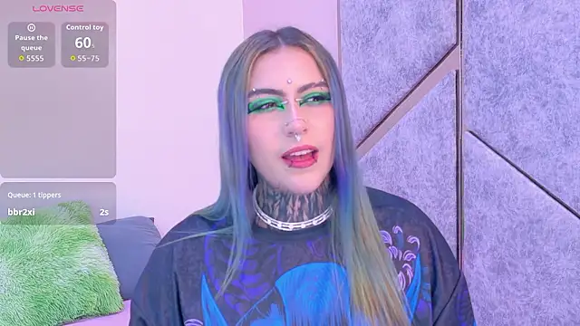 MaloryGrey_'s cam snapshot