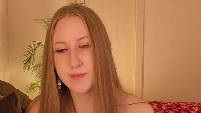 CassieReborn's cam snapshot