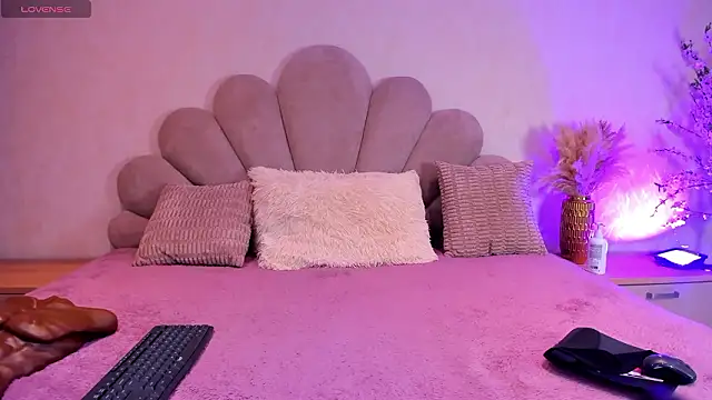 sofiagomez__'s cam snapshot