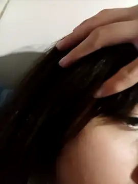 dieciochoyundia's cam snapshot