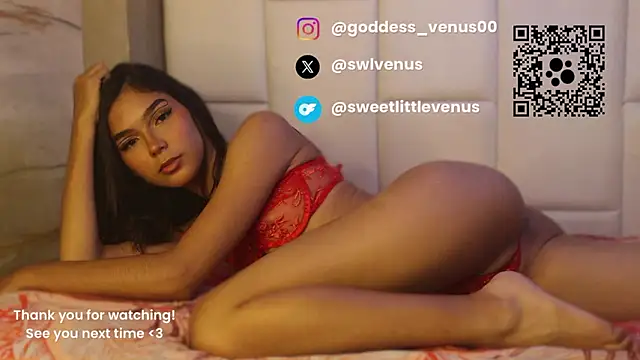sweetlittlevenus live sex cam