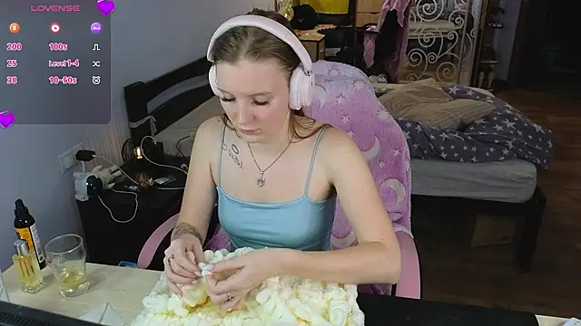 Mary_Blu's cam snapshot