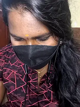 Tamil_flowergril's cam snapshot