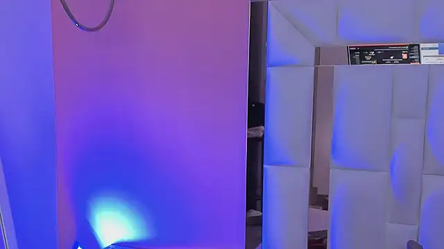 Alanna_hot3 live sex cam