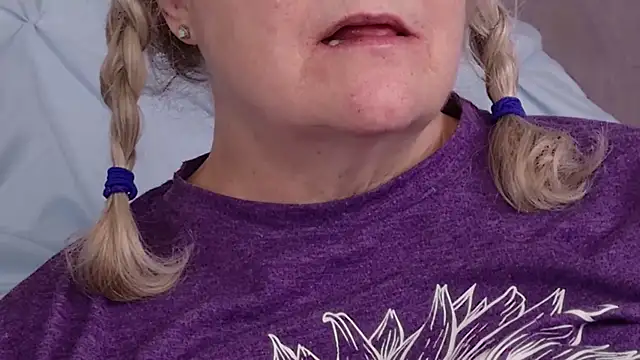 Kaitlyn_Winters's cam snapshot