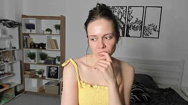 MalvinaTrafford's cam snapshot