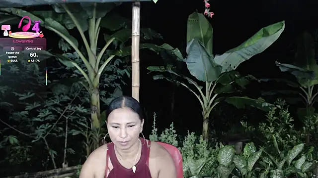 esmeralda_li's cam snapshot