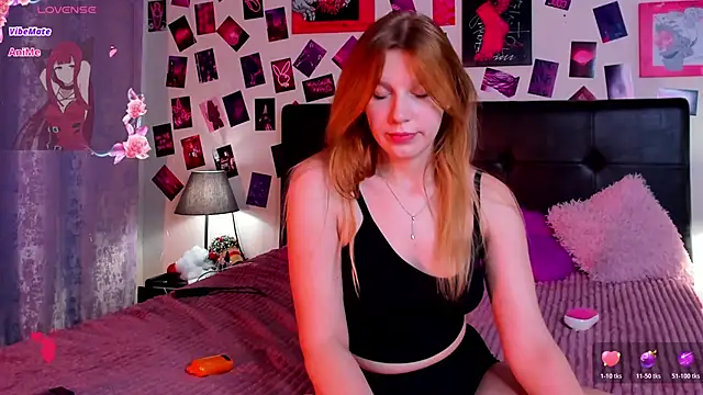 KarambaMoon's cam snapshot