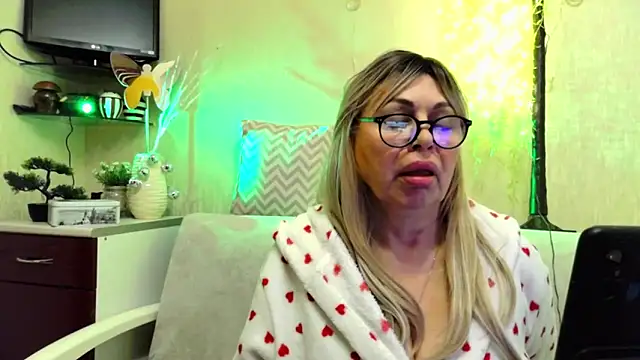 SusieNoreen's cam snapshot