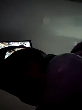 curvy_diva_'s cam snapshot