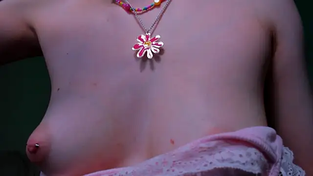 Alyssa_Smitt's cam snapshot