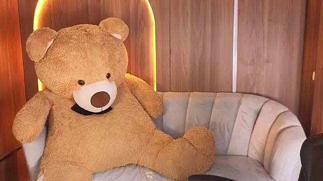 Alina_b_'s cam snapshot