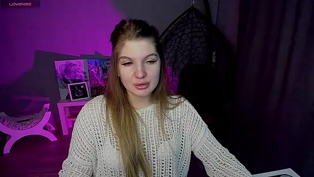 lily_williamss's cam snapshot