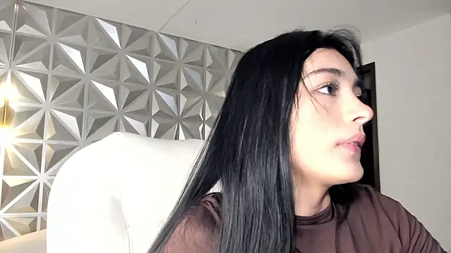 zoerouse_'s cam snapshot