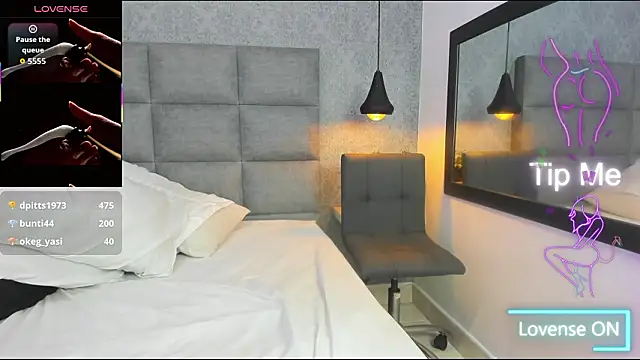 emilyy_r's cam snapshot