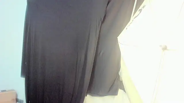 latinaStepmom's cam snapshot