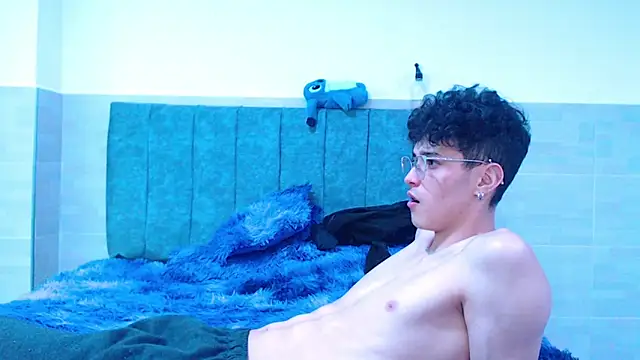 hottie_couplee's cam snapshot