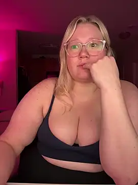 PiggyRose live sex cam
