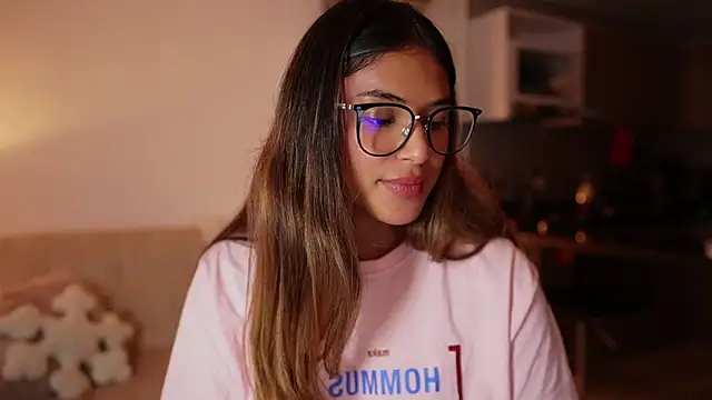 SaraParisi's cam snapshot