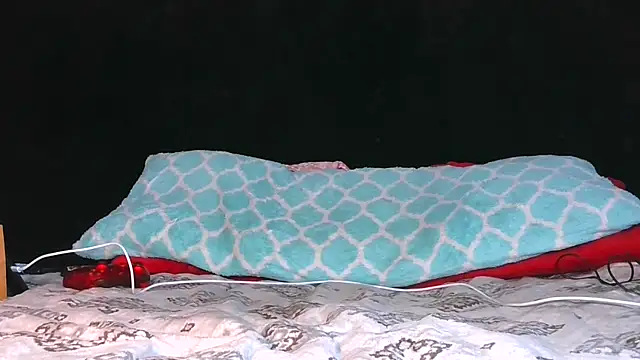 Carolinayoungin live sex cam