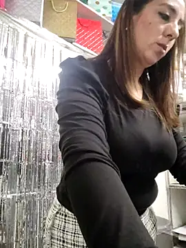 Mia_Novikov live sex cam