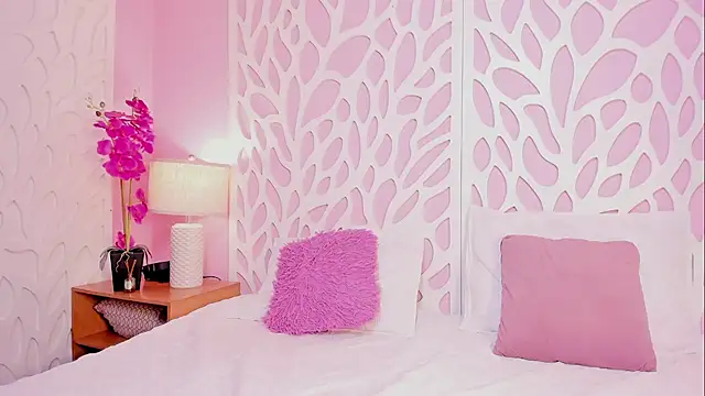 Emmadancer's cam snapshot