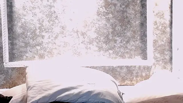 _victoriaa__lois's cam snapshot