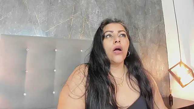 SexxyPamela's cam snapshot