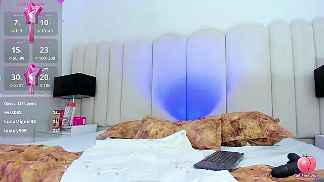 VanessaParis__ live sex cam