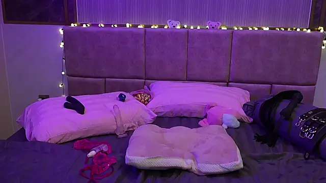 Mary_Harriss live sex cam