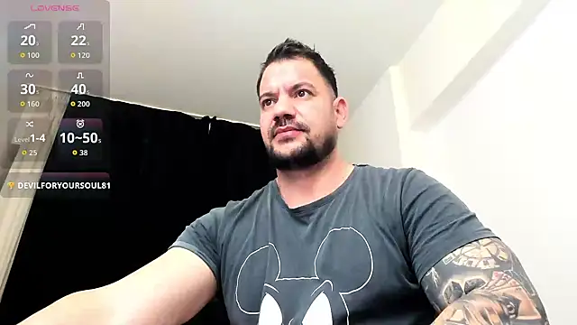 musclemonster31 live sex cam