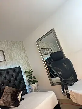 Lander_Cruz live sex cam