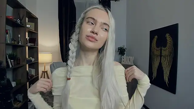 KristalCrowner live sex cam