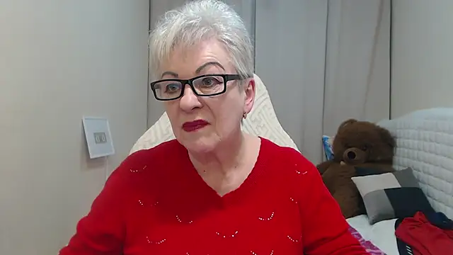 KayleSmoll's cam snapshot