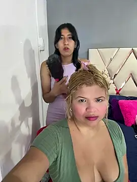 Violet_rousse7's cam snapshot