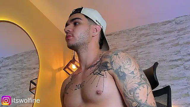 itswolfine's cam snapshot