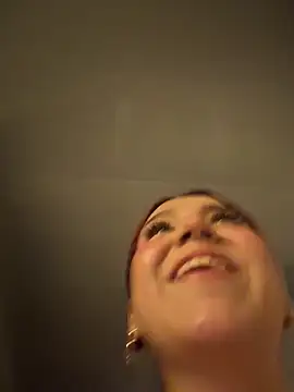 Mia_Juicyberry's cam snapshot