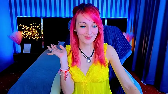 BrandyBloom's cam snapshot